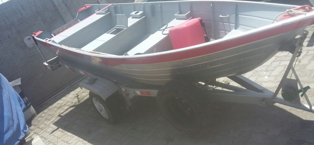 Barco de Aluminio